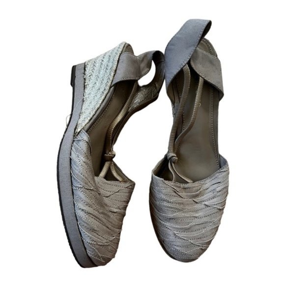 Liz Claiborne Wedges Size 6.5 - Picture 3 of 10